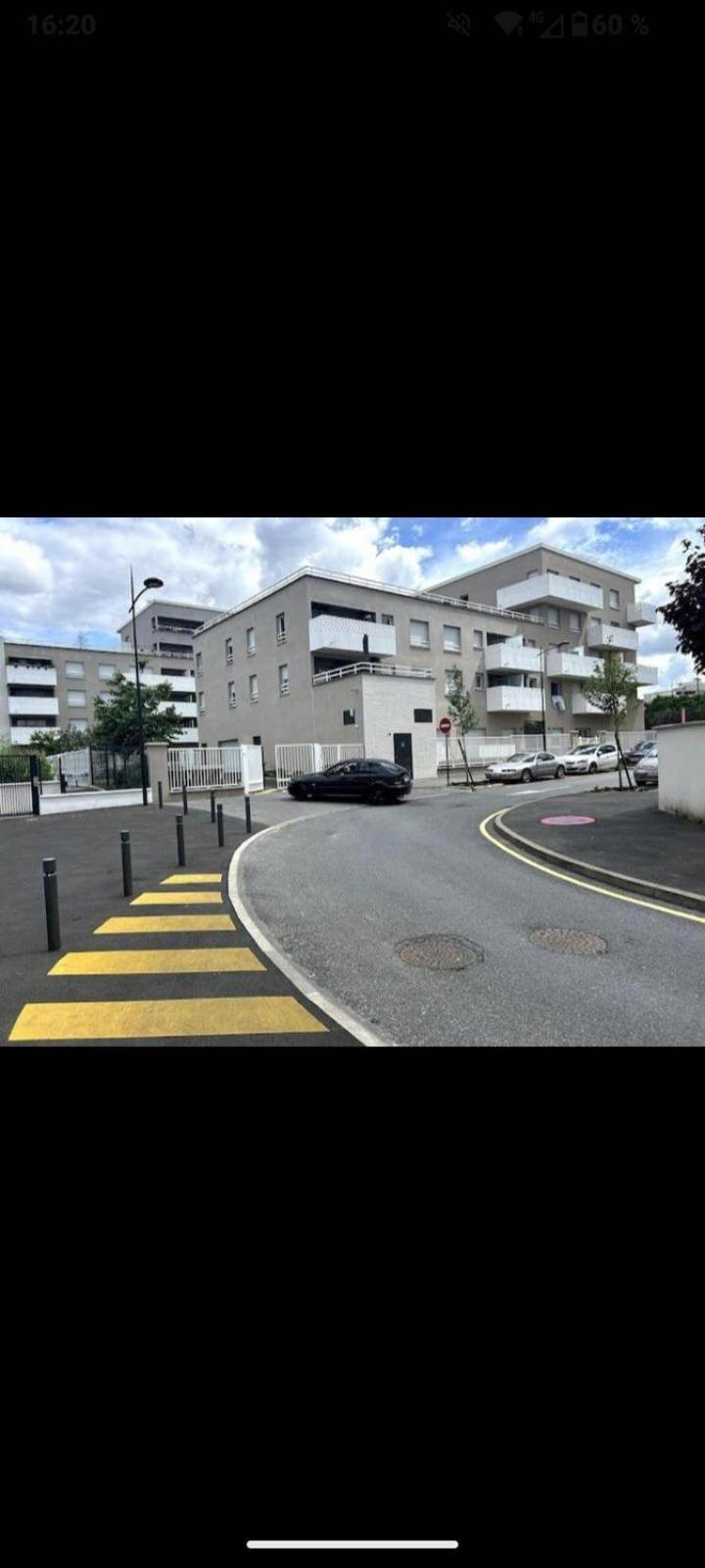 La Royaute A 22 Min De Disneyland Et Center Parcs Meaux Luaran gambar